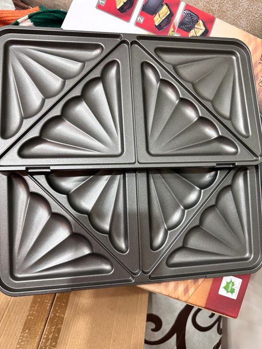 Вафельница в отличном состоянии