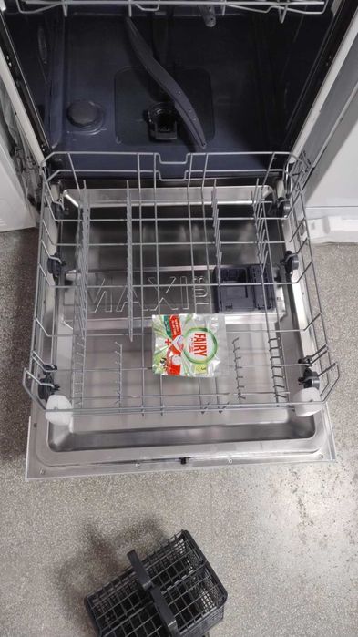 Съдомиялна машина за вграждане Candy-Кенди 60 см Wash&dry 49'