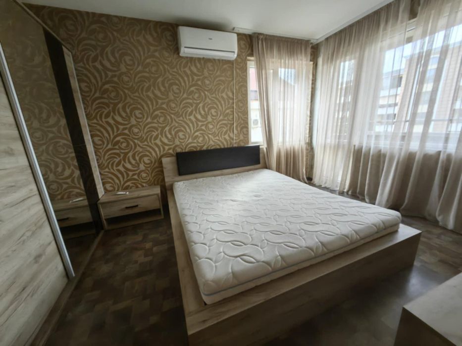 Дава се под наем Двустаен апартамент в София, Витоша - 67 кв.м за 599 € - Снимка #2