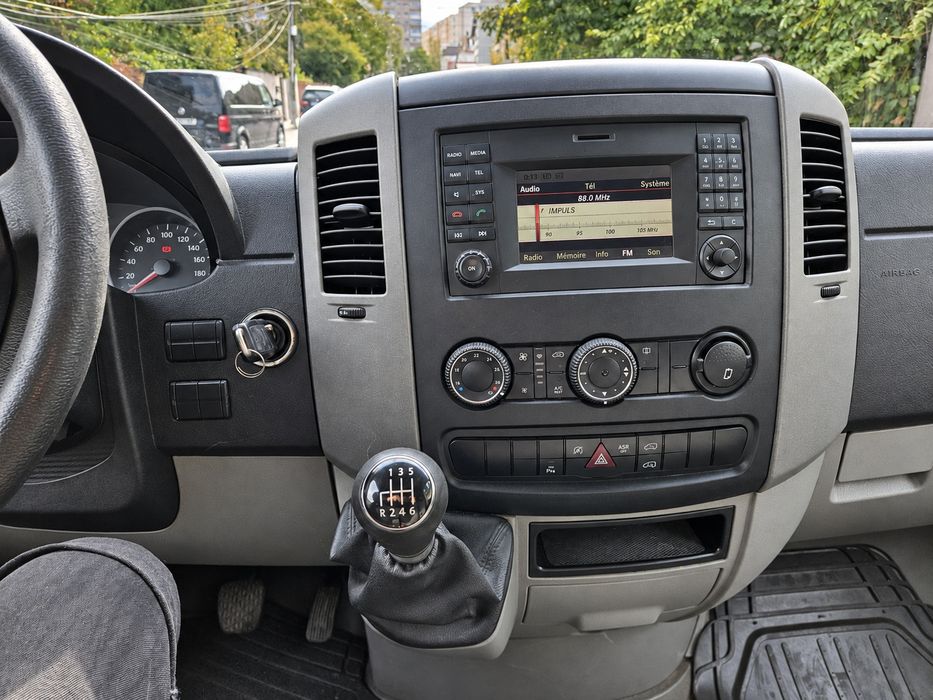 Volkswagen Crafter 2.0 TDI 109 CP – 3 locuri – Euro 5 – 241.835 km