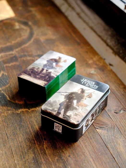 Карты МАК Таро Небо и Земля (Heaven & Earth Tarot) в железной коробке.