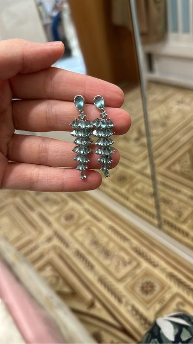 Продам серьги.