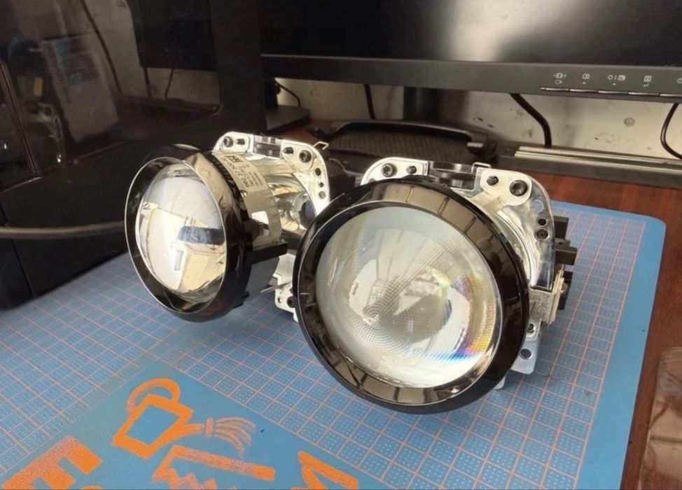 Set Lupe Bi-Xenon ZKW Originale 3”