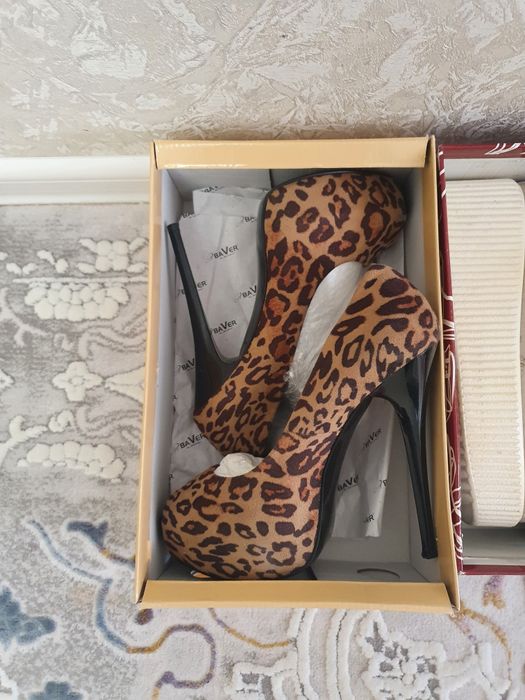 Продам новые туфли, ботинки,сапоги