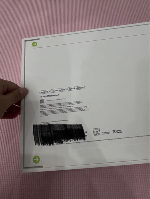 Macbook 13 air m4 original