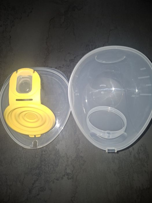 Единична двуфазна помпа за кърма Medela Solo Hands-Free