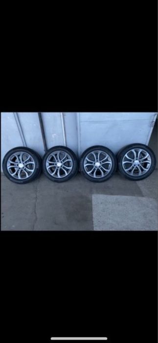 Jante Mercedes Benz C Klasse cu cauc 225/50/R17 dot 2015 vara 5-6mm