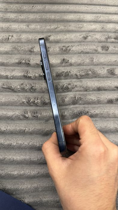 Iphone 15 pro max 256гб 87% емкость