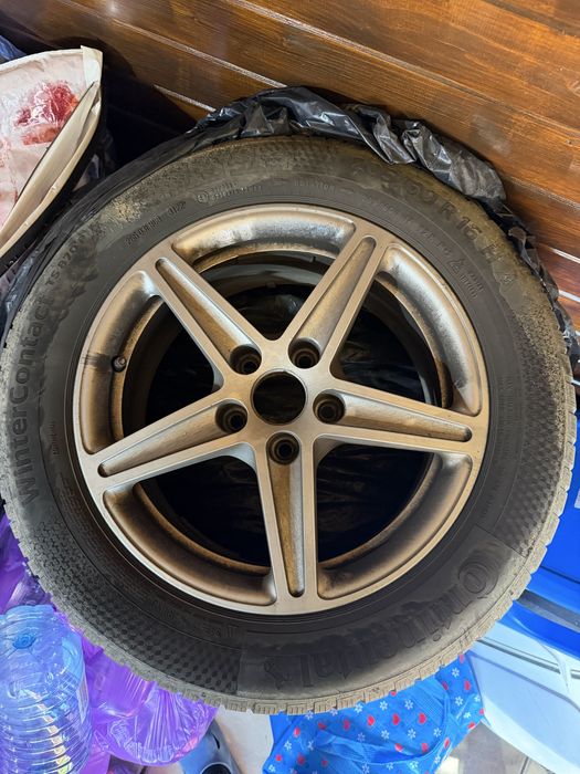 Jante originale Audi cu cauciuc iarna Continental 205/60/R16 dot 31.22 stare impecabila