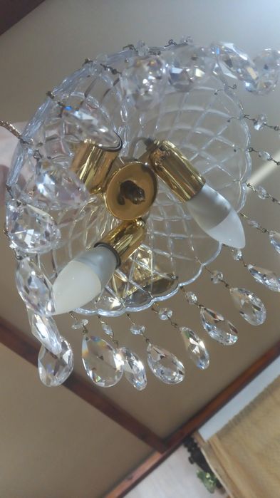 Хрустальная люстра,  плафоны