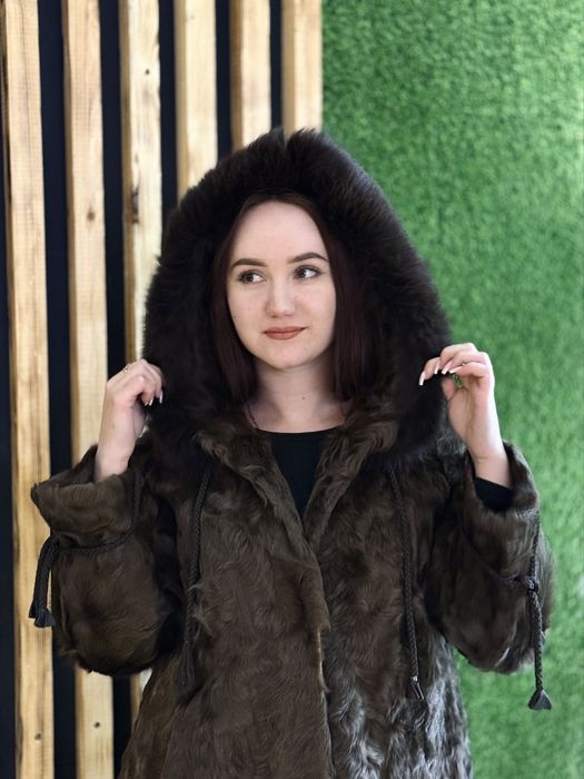 Шуба с капюшоном