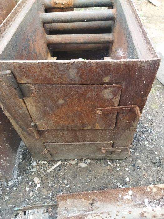 продаю 2 печь на улицу