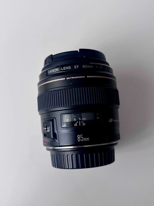Canon EF 85mm f/1.8 USM pentru Canon EF