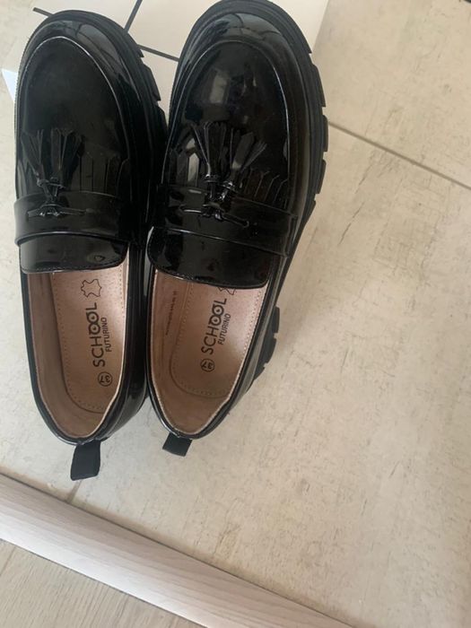 Обувь 37 размер.