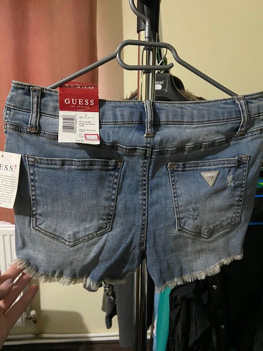 2 pantaloni Scurți din blugi Guess și Madame(albastru și negru)