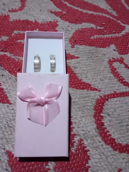 Vând verighete din argint 925 marimea 17 si 20