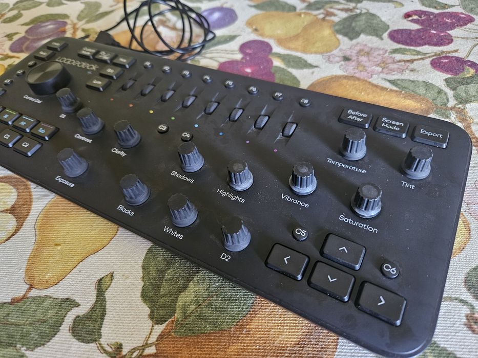 Loupedeck plus consola de editare