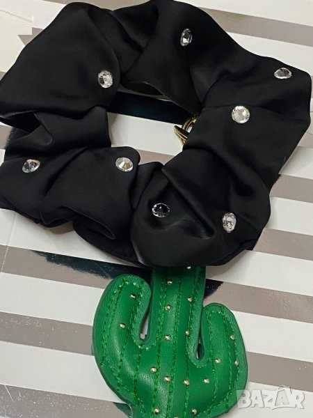 Ласкик за коса - Скртнчи с камъни