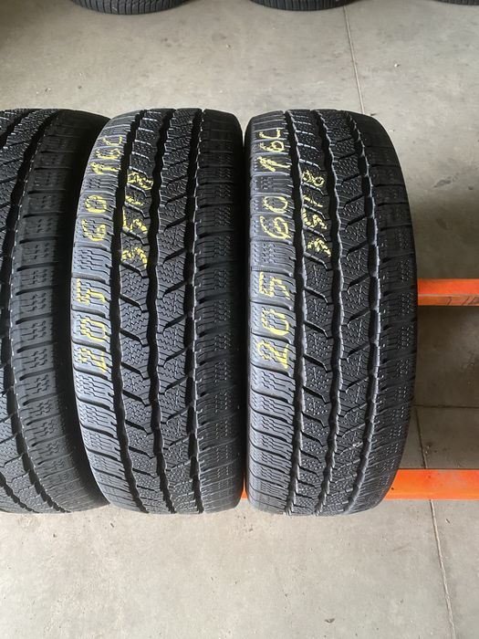 Anvelope iarna 205/60/16C Continental Van Contact Winter 205 60 16C