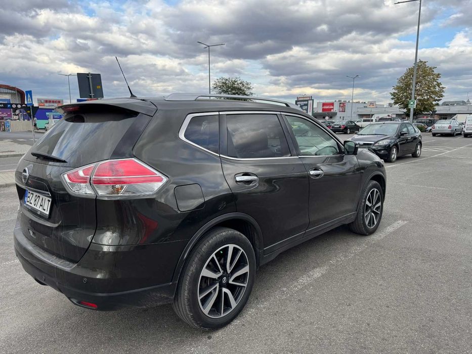 Nissan X-Trail Full Options 2016 1995 cm3