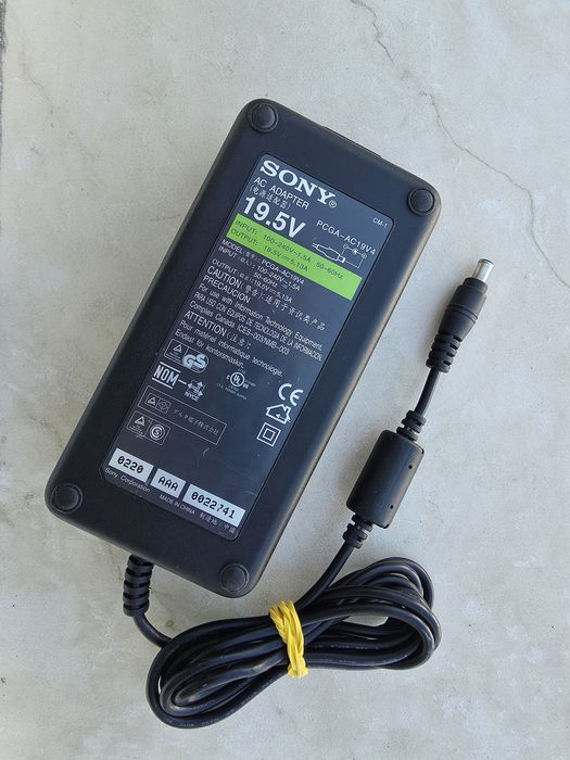 Alimentator SONY 19,5V 5,13A 100W