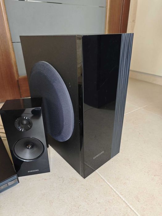 Система за домашно кино Samsung HT-H5200