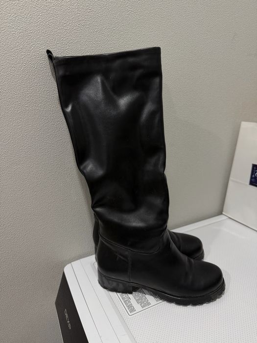 Продам зимнюю обувь