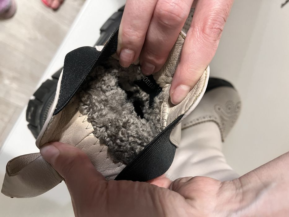 продам замние ботинки натуралка