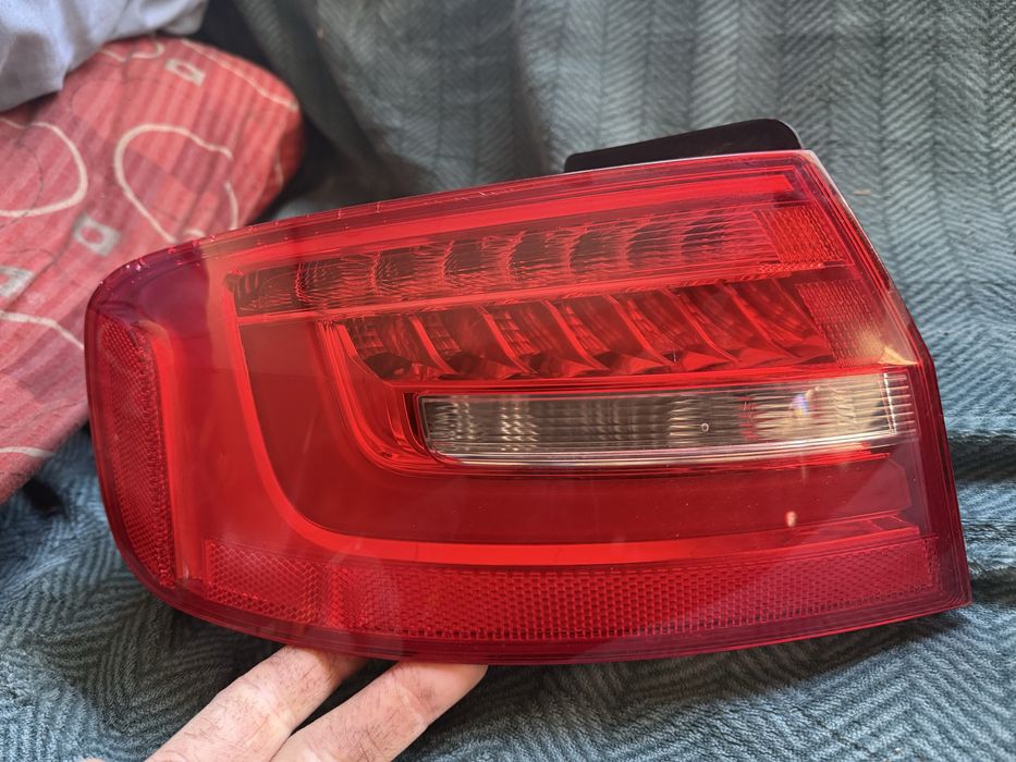 Set stopuri led audi a4 b8.5 cu mici defecte sedan berlina