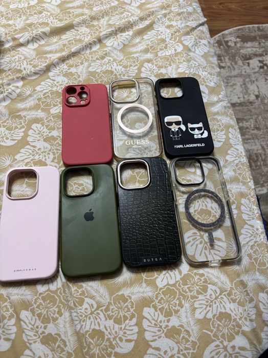 Vând 7 huse iPhone 14 Pro și 2 huse iPhone 16 pro Max