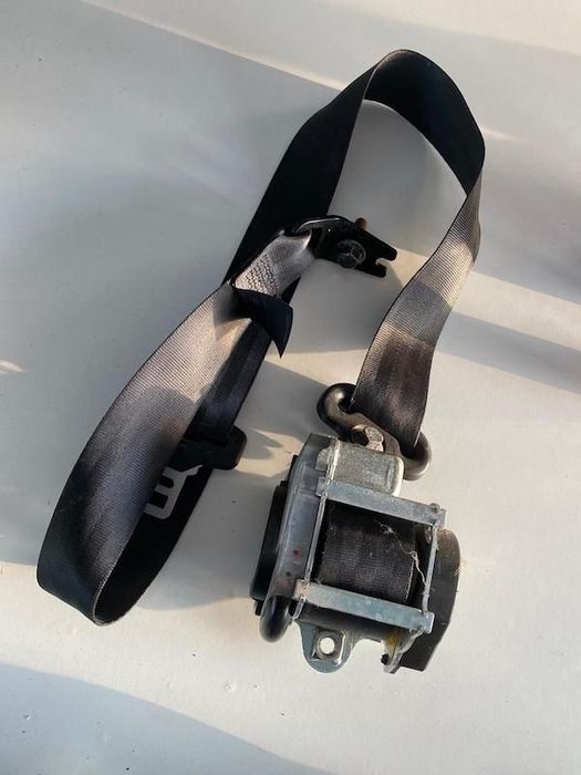 Centura spate dreapta VOLVO V60 2011-2013 39800488
