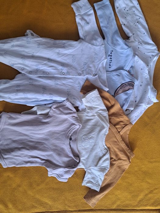 Lot hainute bebeluș 3 body si 3 salopete