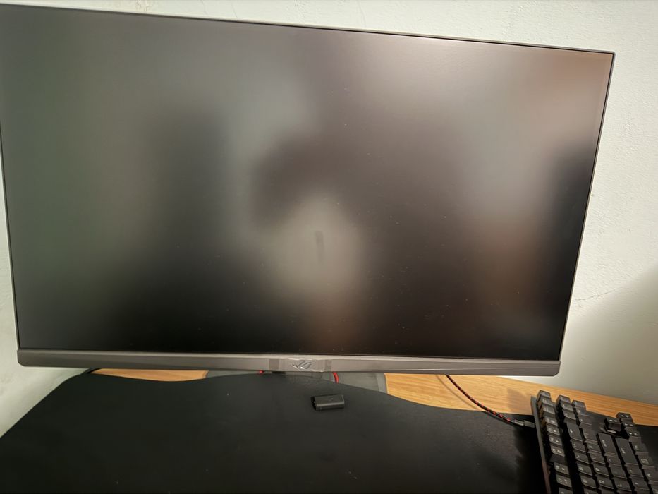Vand Monitor Asus Rog