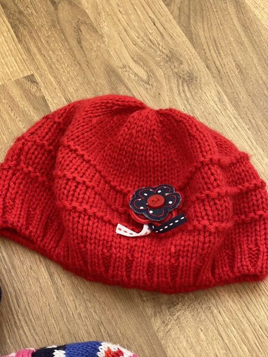 Плътна жилетка с подаръци