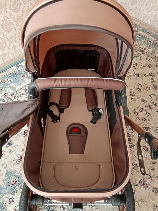 Детская коляска .