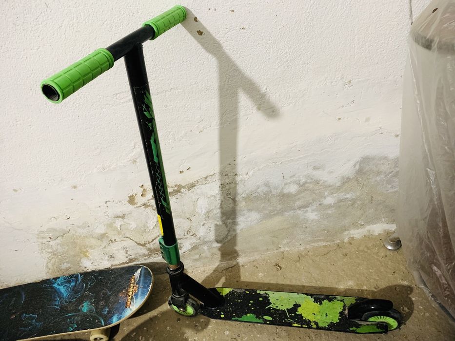 Самокат трюковый в отличном состоянии!