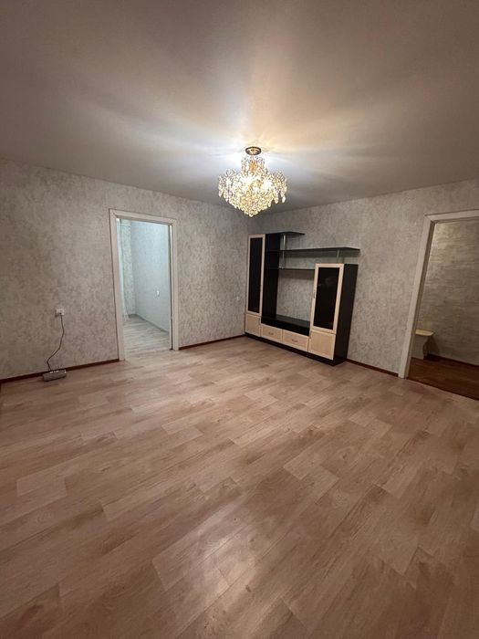 Продам квартиру трёх комнатная