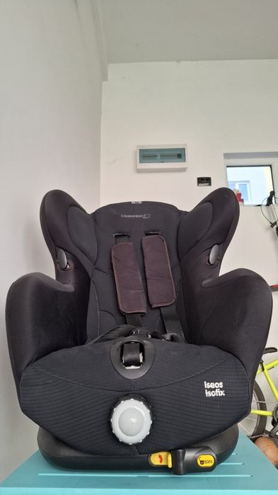 Стол за кола Bebe Confort - Iseos, 9-18 kg, Isofix, Total Black