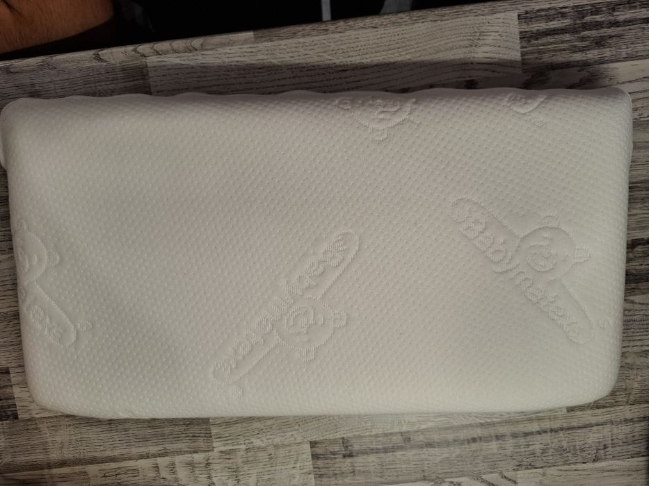 Бебешка възглавница Babymatex Memo 50x26см