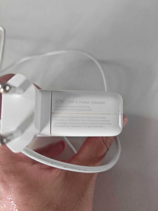 Оригинални зарядни за Macbook Pro! (2 броя 67W)