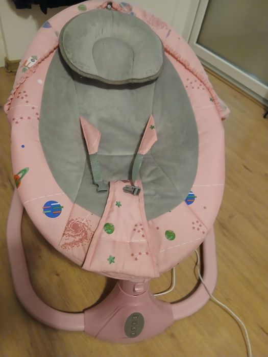 Leagan electric multifunctional pentru bebelusi