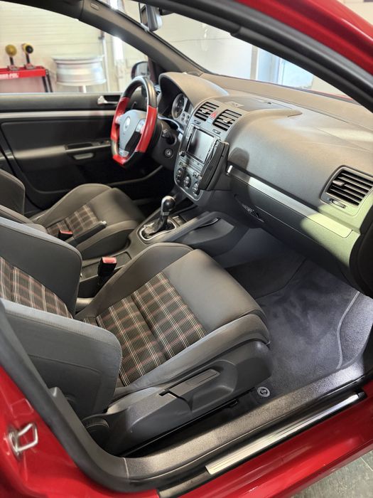 Volkswagen GOLF 5 GTI 2.0 TFSI DSG