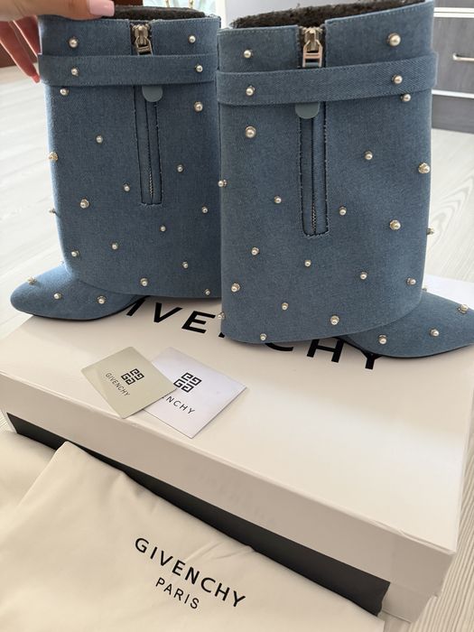 Оригинални ботуши Givenchy