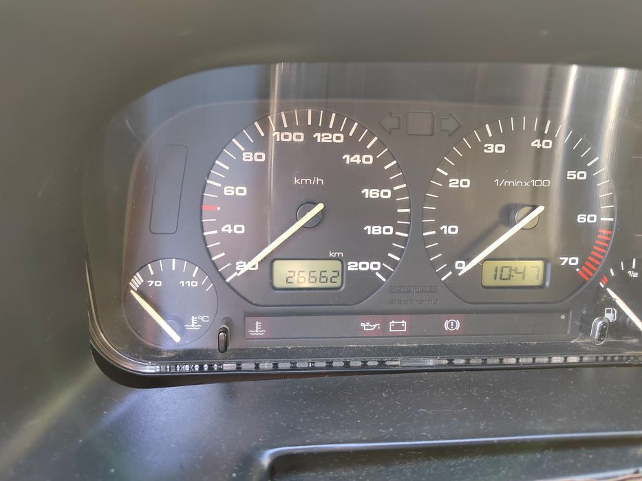 Фолксваген Поло 1.0 бензин - 900евро