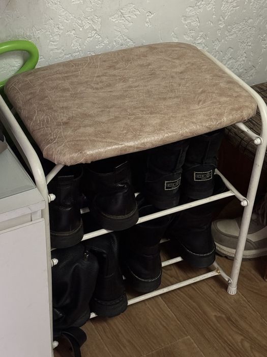 Обувница с сиденьем
