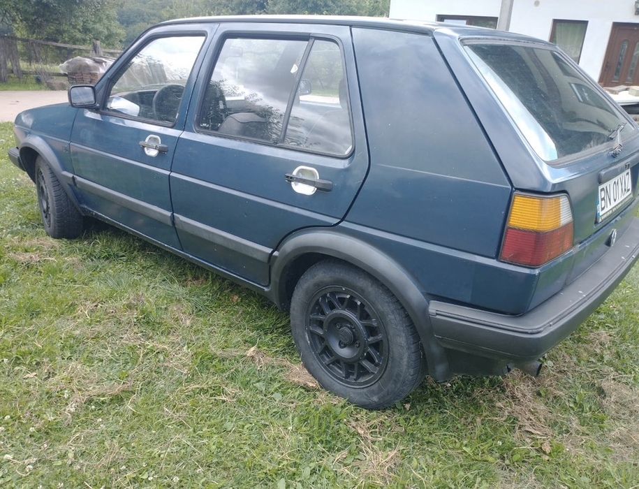 Volkswagen Golf 1988 diesel, 1.509 € — imagine 2