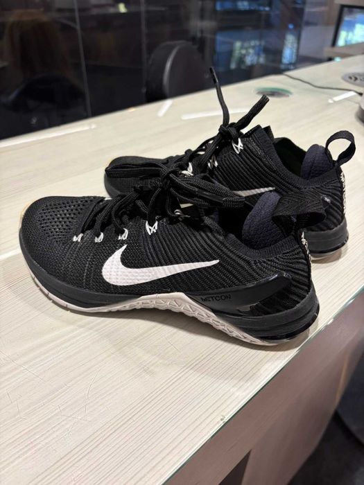 Обувки Nike METCON