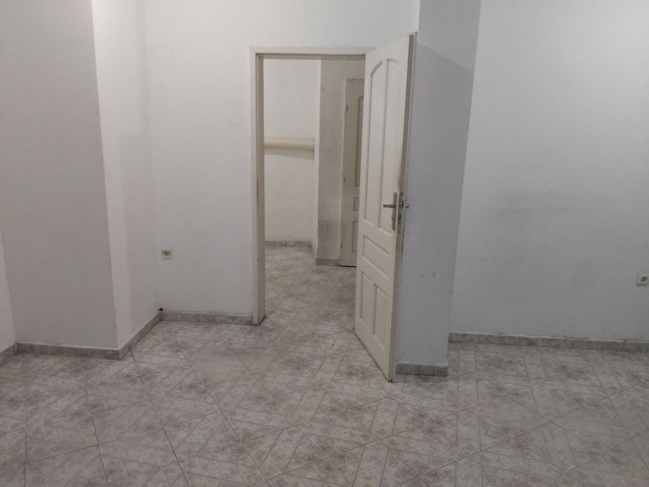 Дава се под наем Магазин в София, Гео Милев - 88 кв.м за 714 € - Снимка #4