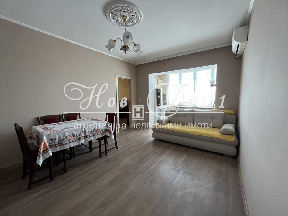 Дава се под наем Тристаен апартамент в Варна, Цветен квартал - 80 кв.м за 612 € - Снимка #1