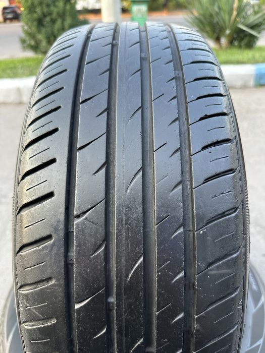 Цена за 2 шины! Nexen 195/55 R16, отличное состояние